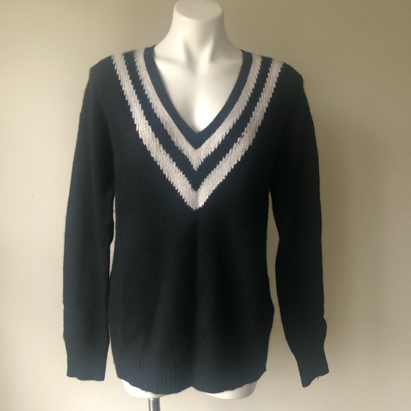 C by Bloomingdales Cashmere Varsity Stripe V-Neck Sweater, Blk/Ivory XL NWT - Picture 3 of 6